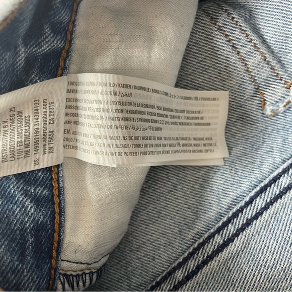 Abercrombie & Fitch Distressed Annie High Rise Jean Short, Blue, Size 26/2, EUC - Picture 6 of 6